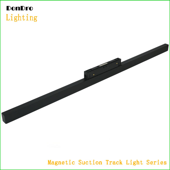 Magnetic suction track light