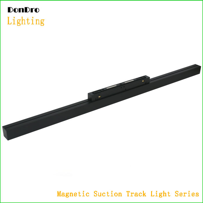 Magnetic suction track light