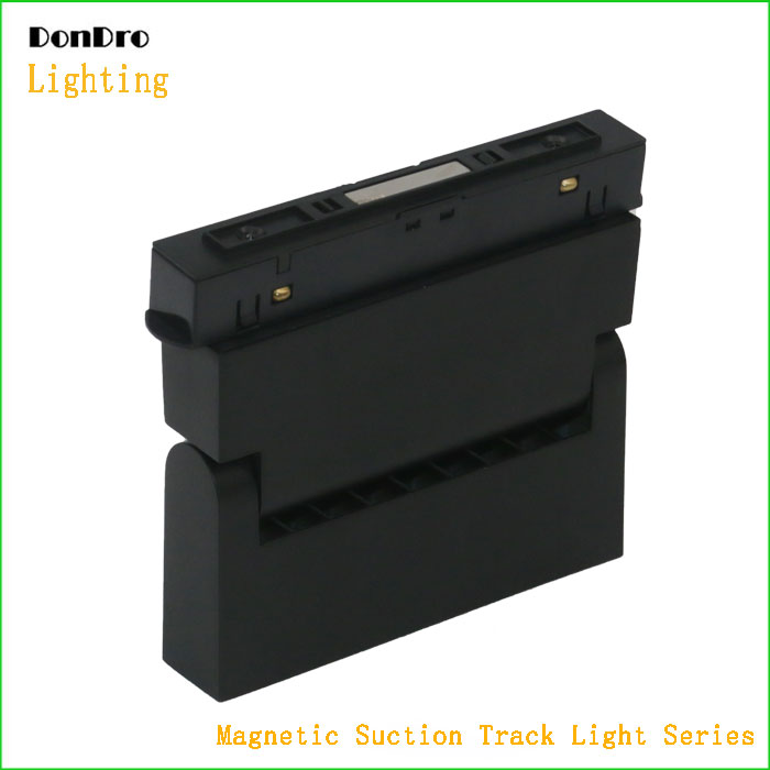 Magnetic suction track light