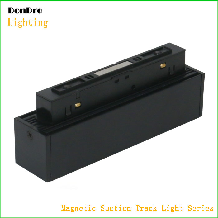 Magnetic suction track light